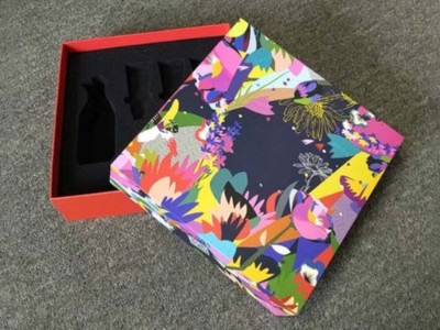 济南精品盒厂家告诉你，如何做出创意的化妆品包装盒